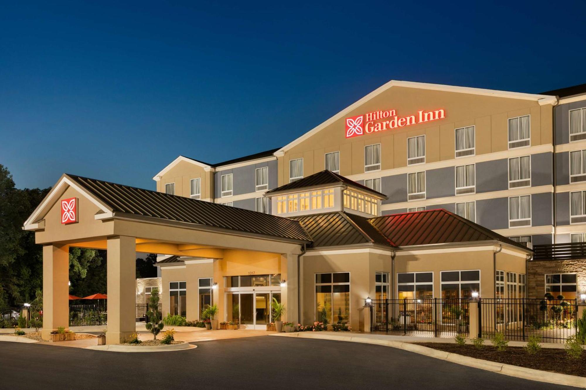 Hilton Garden Inn Statesville Exterior foto